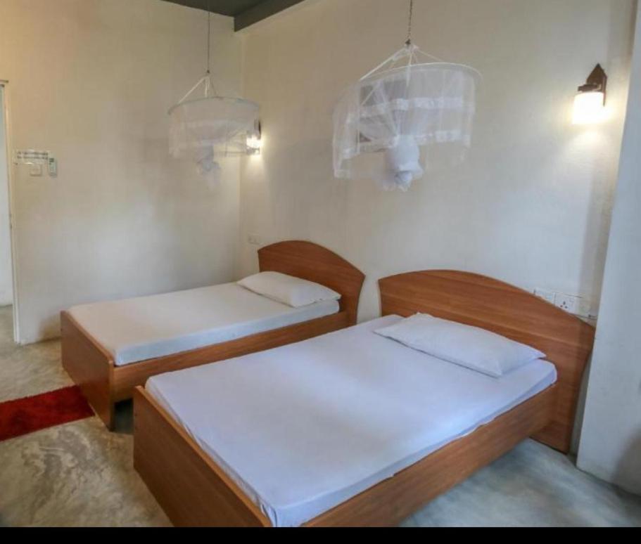 Holiday Inn Unawatuna Ngoại thất bức ảnh